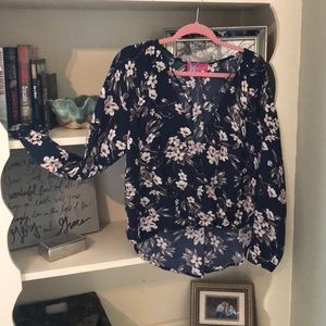 Navy crossover top
